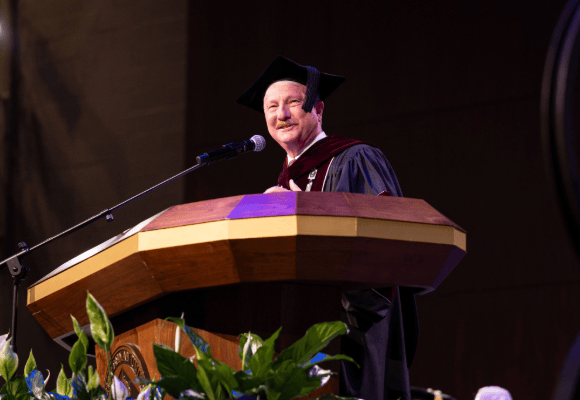 David Shannon delivers his message to FHU students during convocation in August 2025.