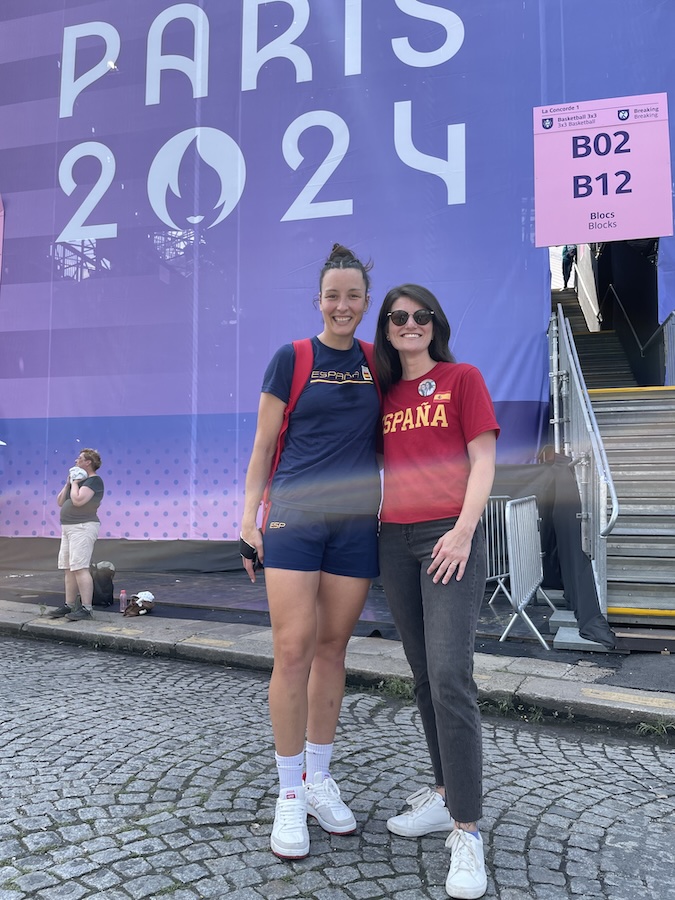 Olympic silver medalist Grace Alonso and friend
