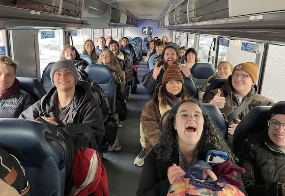 chorale kids on bus