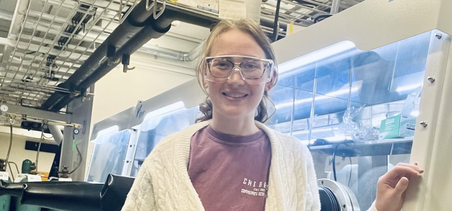Ella Williams working at the Oak Ridge National Laboratory.