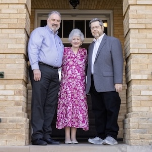 FHU Honors Five Retiring Faculty and Staff Members