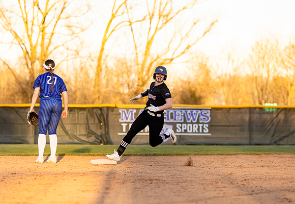 softball player